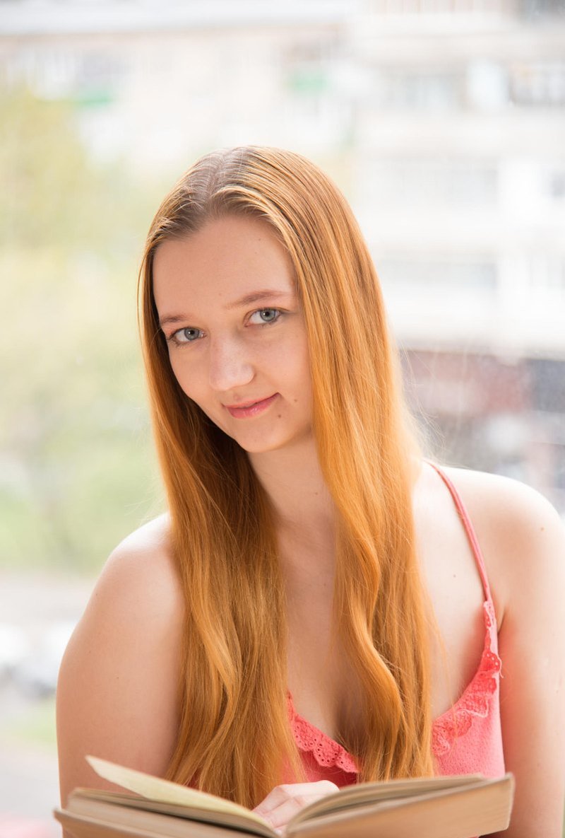 Анна, 22